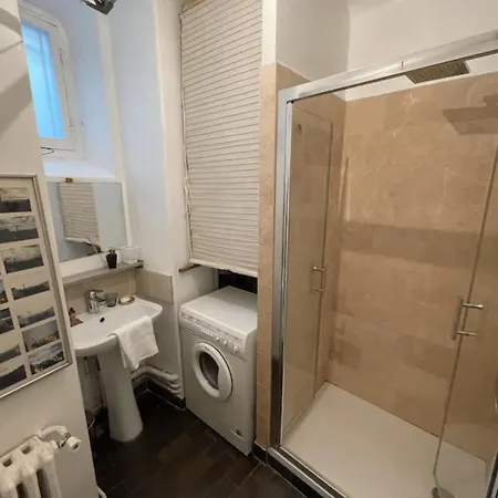 Apartment Le Fleury Paris